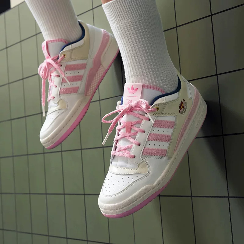 Zapatos de mujer Adidas Clover - Outdoor Lighting Hong Kong reseña y precio